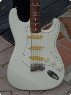 Squire By Fender Stratocaster  1992 Olympic White
