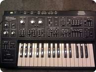 Roland SH 1