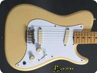 Fender Bullet 1981 Cream White
