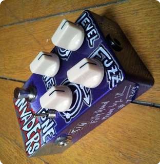 Vl Effects Tone Invaders 2013 Darkmetalicpurple+natural Tin