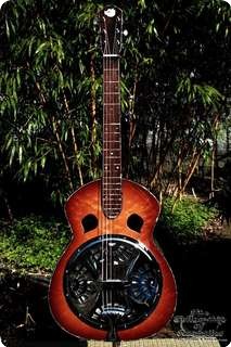 Rozawood Rozaphonic R1, Unique Carved Brazilian Rosewood & Birdseye Maple Resonator 2003