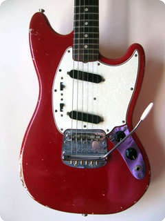 Fender Mustang 1965 Dakota Red