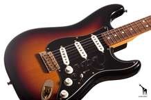 Fender Stevie Ray Vaughan Stratocaster 2003 3 Tone Sunburst