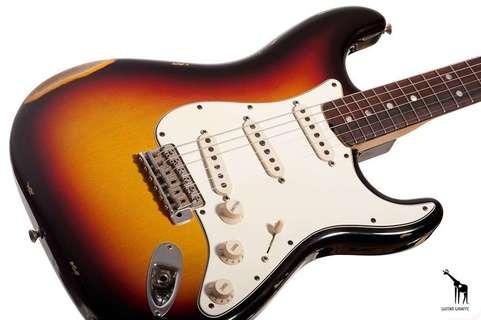 Fender Custom Shop '65 Stratocaster Relic 2005 3 Tone Sunburst