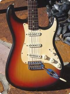 Fender Stratocaster  1970 3 Tone Sunburst