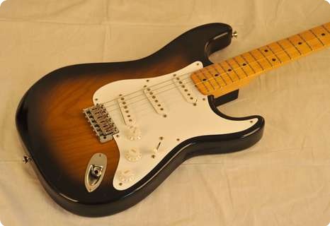 Fender Stratocaster 2014 Starburst