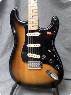Jesper Stratocaster 1976 Two Tone Sunburst.