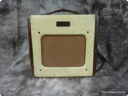 Fender Champ 600 1950 White Brown Tolex