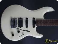 Ernie Ball Music Man Luke LTD Butter Cream 2005 Butter Cream