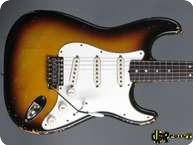 Fender Stratocaster 1968 3 tone Sunburst