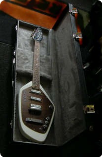 Vox Phantom Bass Reissue 2014 Creme