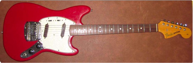 Fender Mustang 1966 Dakota Red