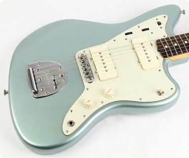 Fender Jazzmaster Avri '62 2001 Ice Metallic Blue 