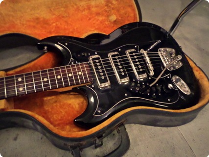 Hagstrom Iii Black