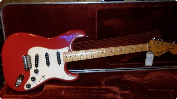 Fender International Colour Series Stratocaster 1979 Morrocon Red