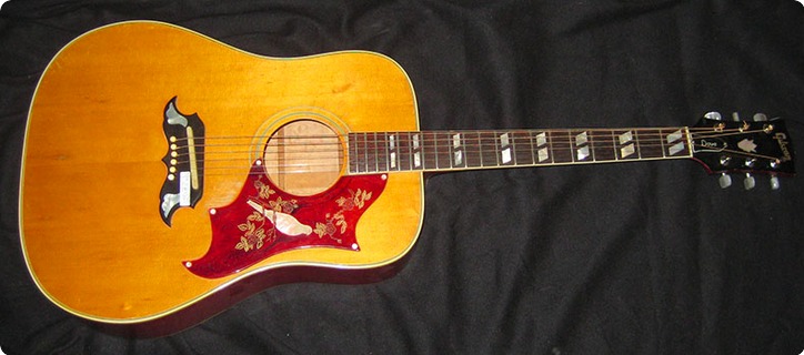Gibson Dove 1969 Natural