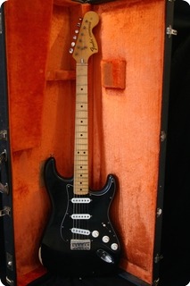 Fender Stratocaster 1976 Black