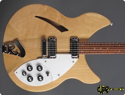 Rickenbacker 330 1980 Mapleglo (natural)