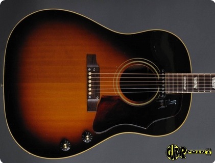 Gibson J 160e 1968 Sunburst