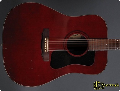 Guild D 25c 1977 Cherry