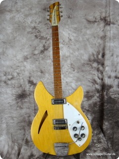 Rickenbacker Model 335 1967 Natural