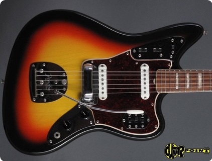 Fender Jaguar 1966 3 Tone Sunburst