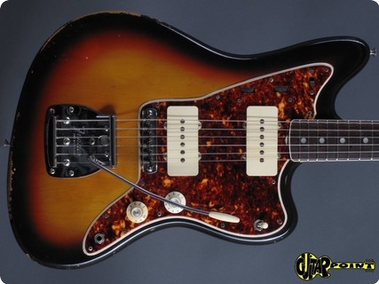 Fender Jazzmaster 1966 3 Tone Sunburst