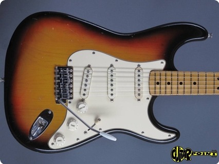 Fender Stratocaster 1973 3 Tone Sunburst