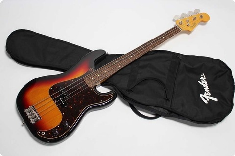 Fender Japan Precision Bass `62 Three Tone Sunburst