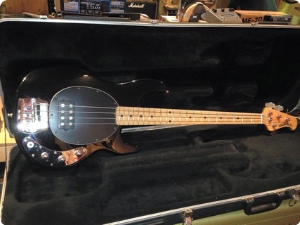 Ernie Ball Music Man Stingray 2004 Black
