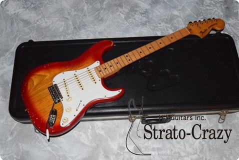 Fender Stratocaster 1981 Cherry Sunburst