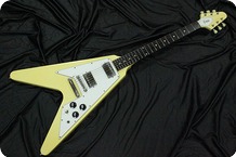 Greco Flying V Super Real Series 1982 White