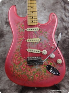 Fender Stratocaster Pink Paisley Pink Paisley