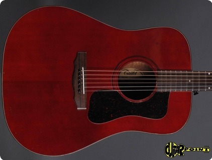 Guild D 25 C 1978 Cherry