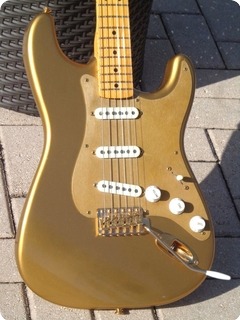 Fender Stratocaster Hle  1989 Gold