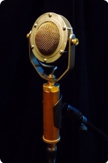 Eartrumpet Edwina Microphone 2015