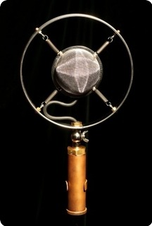 Eartrumpet Lab Louise Microphone 2015