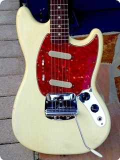 Fender Mustang 1966 Olympic White