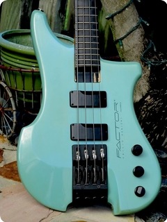 Kubicki Custom Shop Factor Bass 1989 Foam Grill