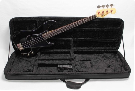 ベース Tokai Hard Puncher Tokai Hard Puncher Black 1981 – Chicago Music Exchange