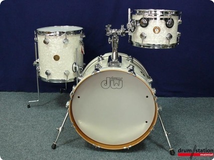 Dw Jazz Series Finish Ply Shellset  2015 Ultra White Marine Pearl