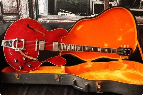 Gibson Es 335  1967 Cherry 