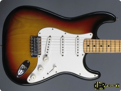 Fender Stratocaster 1975 3 Tone Sunburst