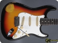 Fender Stratocaster 1966 3 tone Sunburst