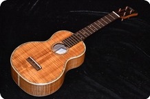 Rozawood UKULELE Hawaiian Koa Body 2015 Nitrocellulose Lacquer Natural