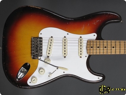 Fender Stratocaster  1958 3 Tone Sunburst 