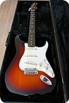 Fender Stratocaster Ltd. Edition 0ne piece Rosewood Neck 2015 Three Tone Sunburst