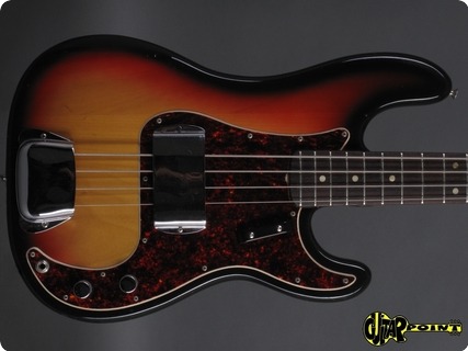 Fender Precision / P Bass 1971 3 Tone Sunburst