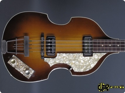 Höfner / Hofner 500/1     Beatles Bass 1964 Sunburst 