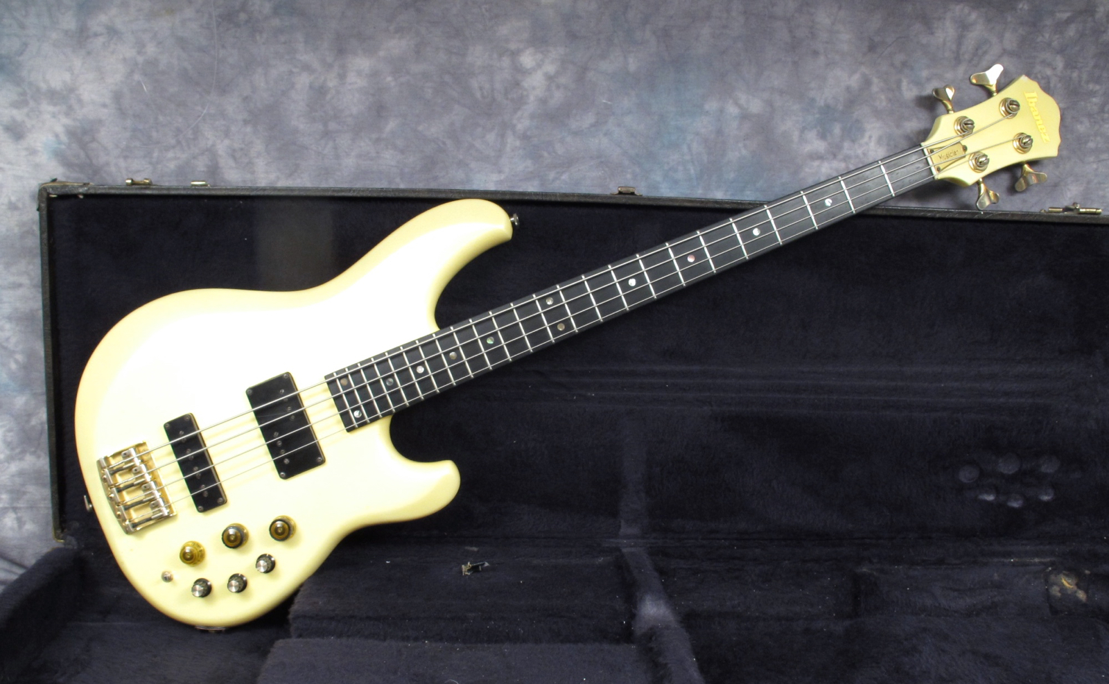 Ibanez Musician Mc924pw 1984 Translucent White Bass For Sale Andy Baxter Bass Guitars Ltd